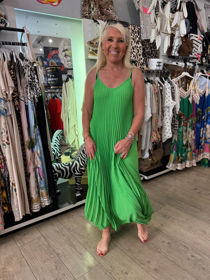 Robe plissée verte
