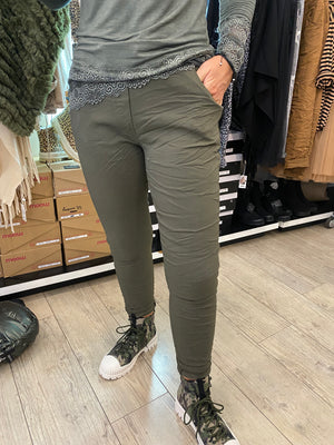 Pantalon magique kaki