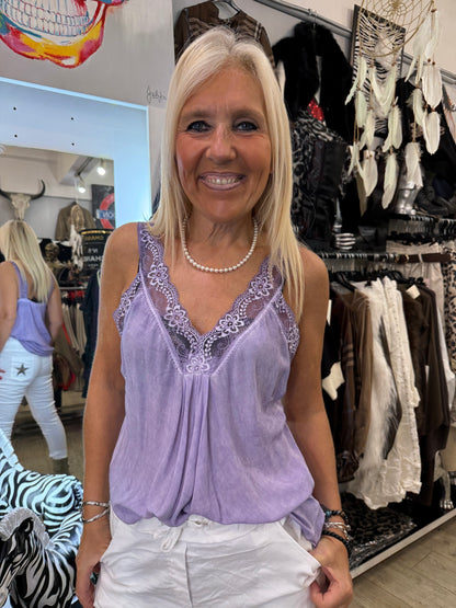 Top dentelle mauve
