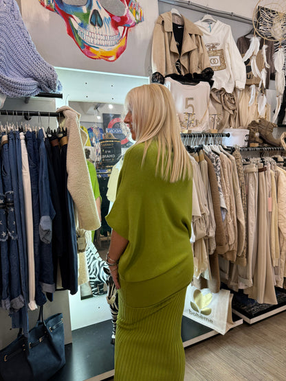 Pull magnolia vert olive