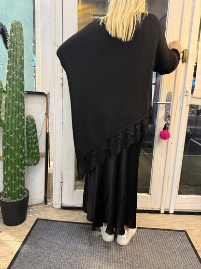 Pull dentelle noir