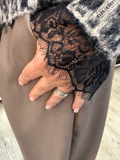 Pull Léo dentelle
