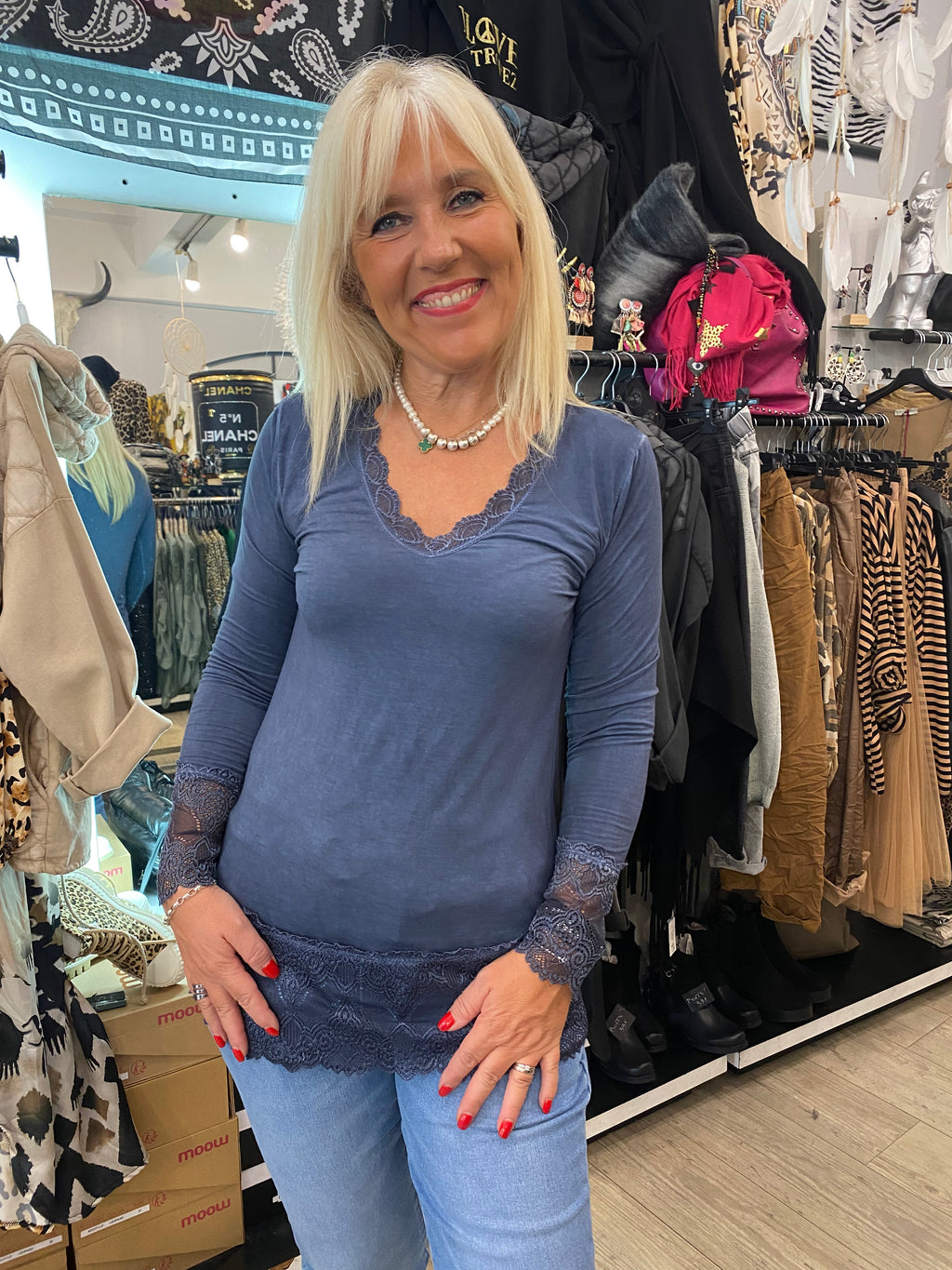 Top dentelle marine