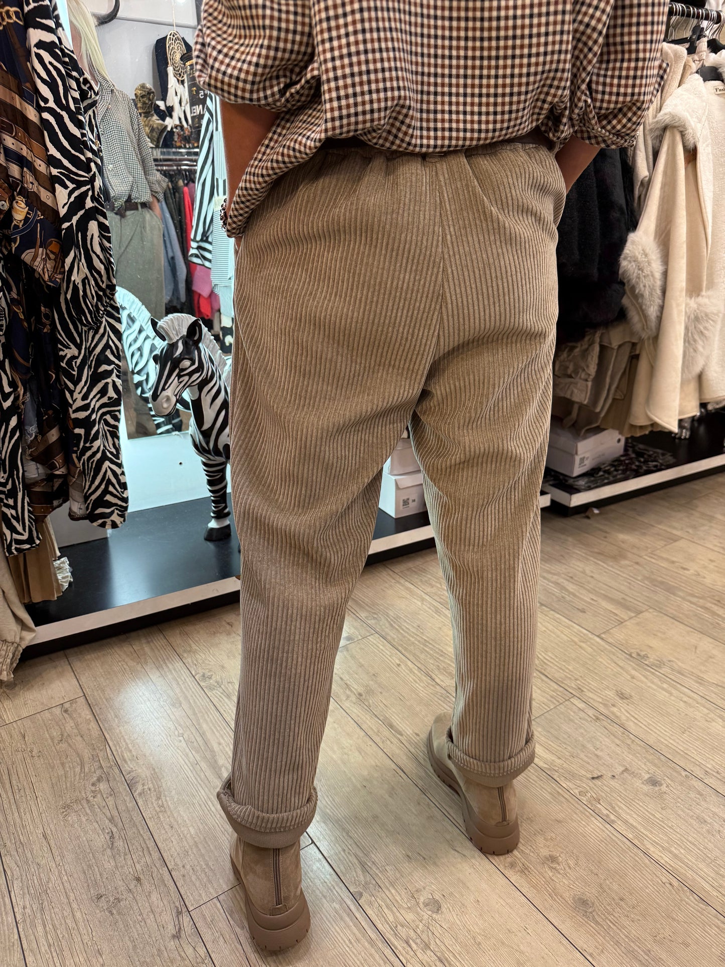 Pantalon velours taupe gde taille