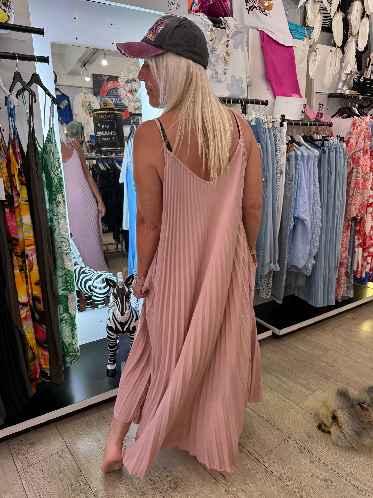 Robe plissée rose