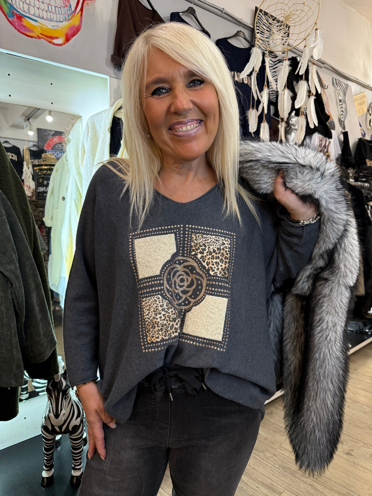 Pull zanzibar gris