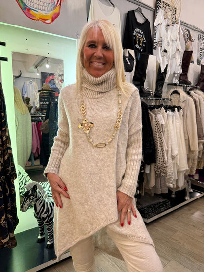 Pull col roulé beige