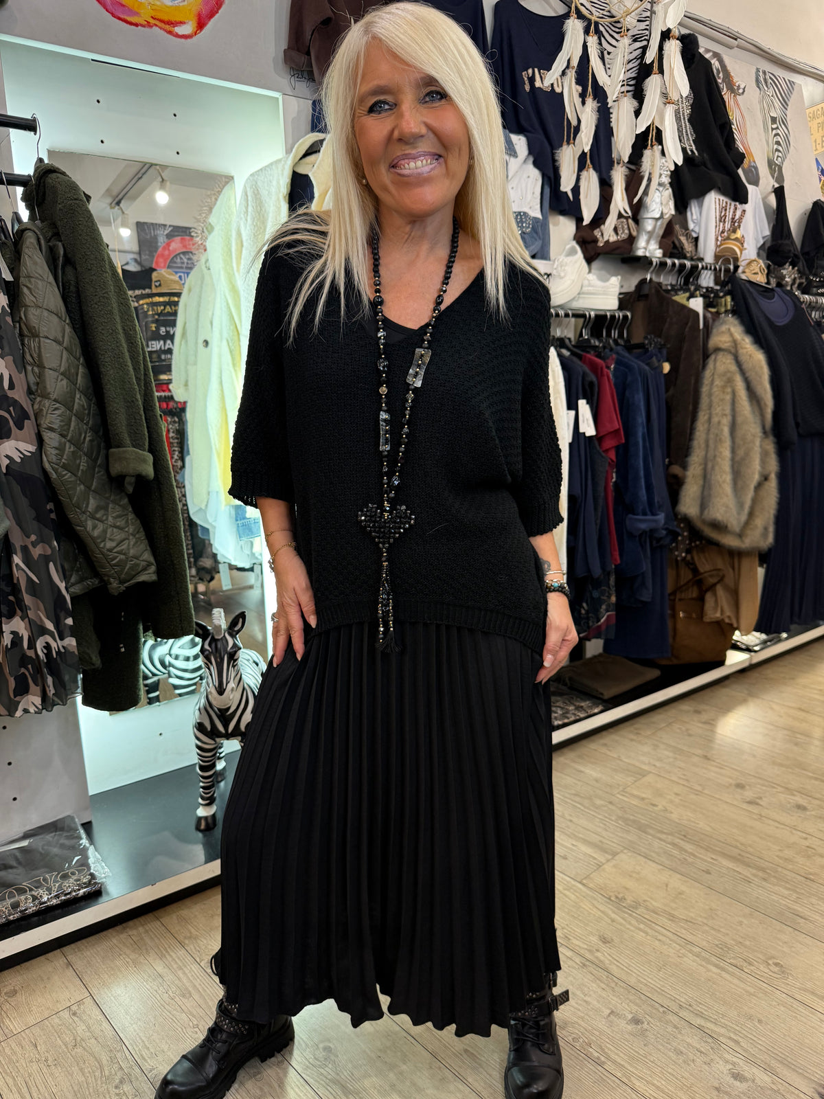 Robe plissée noire