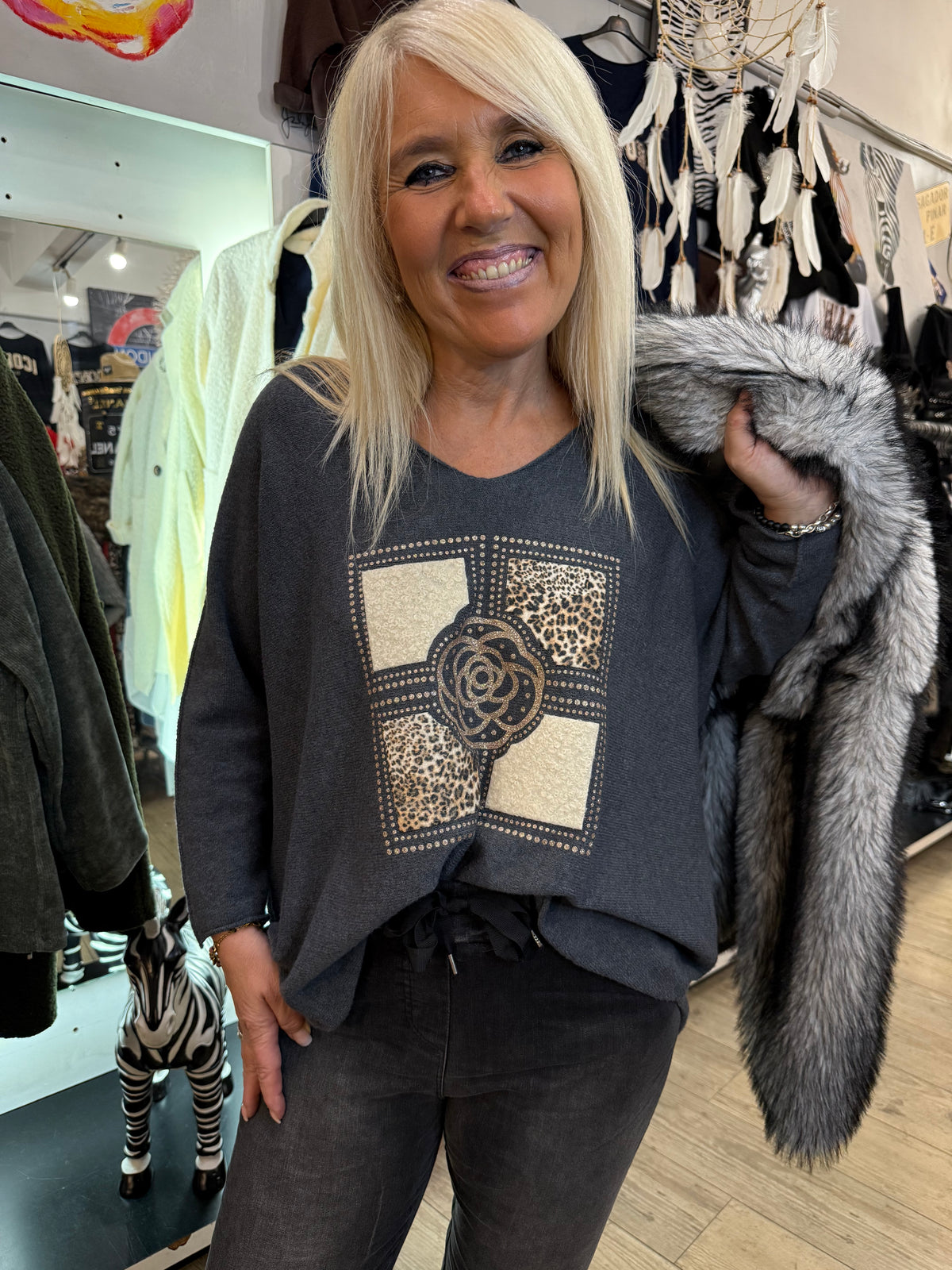 Pull zanzibar gris