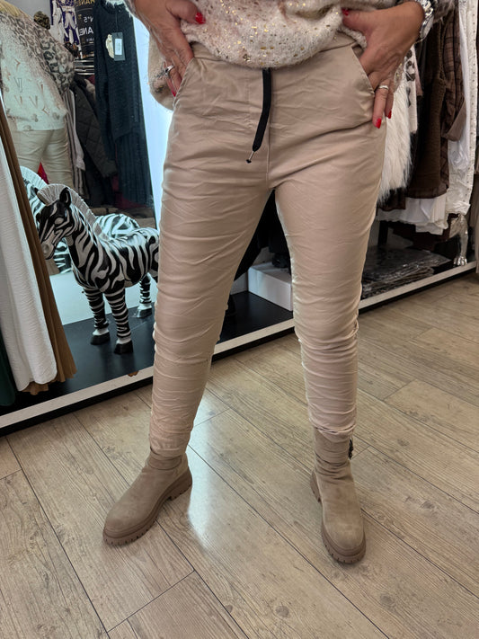 Pantalon simili beige