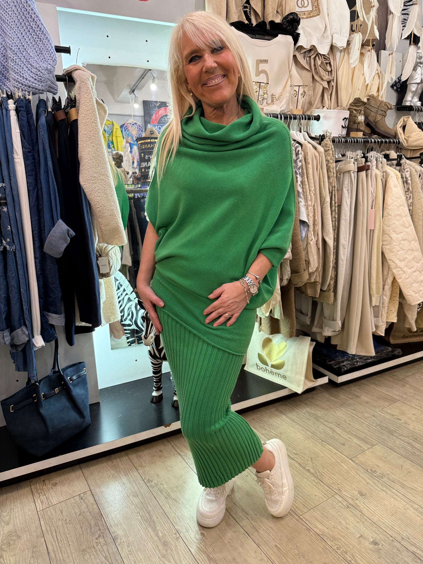 Jupe crayon vert gazon