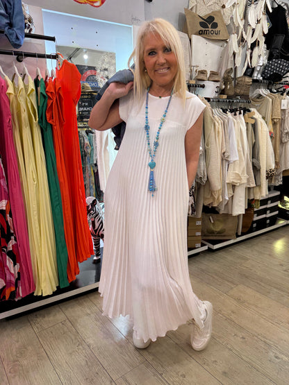 Robe plissée longue blanche