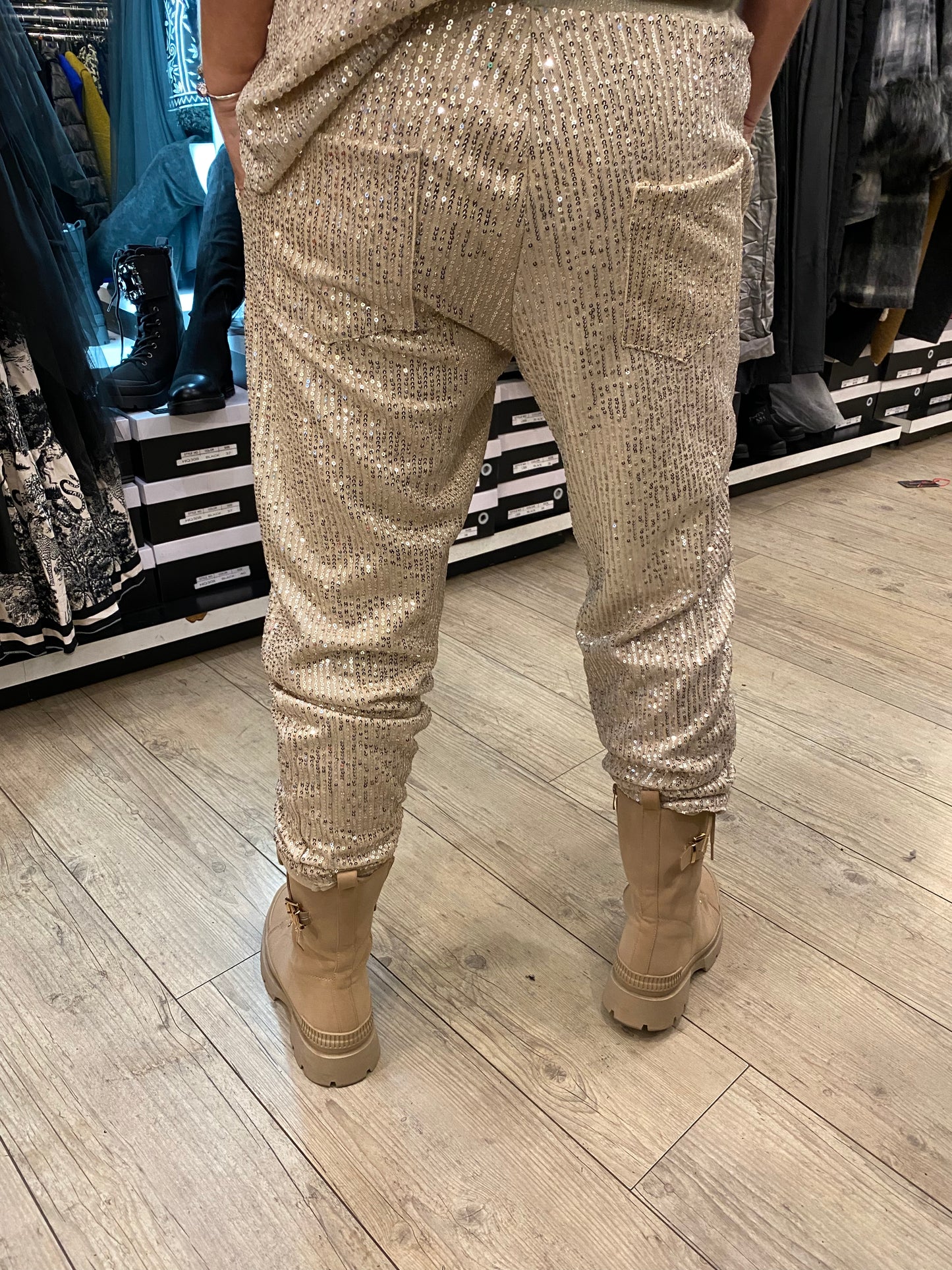 Pantalon sequins or