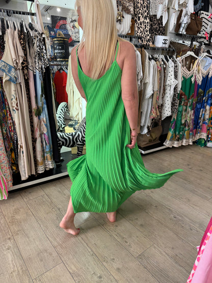 Robe plissée verte