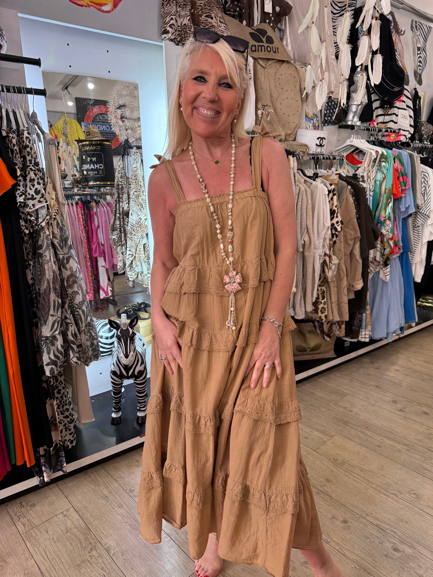 Robe froufrou camel