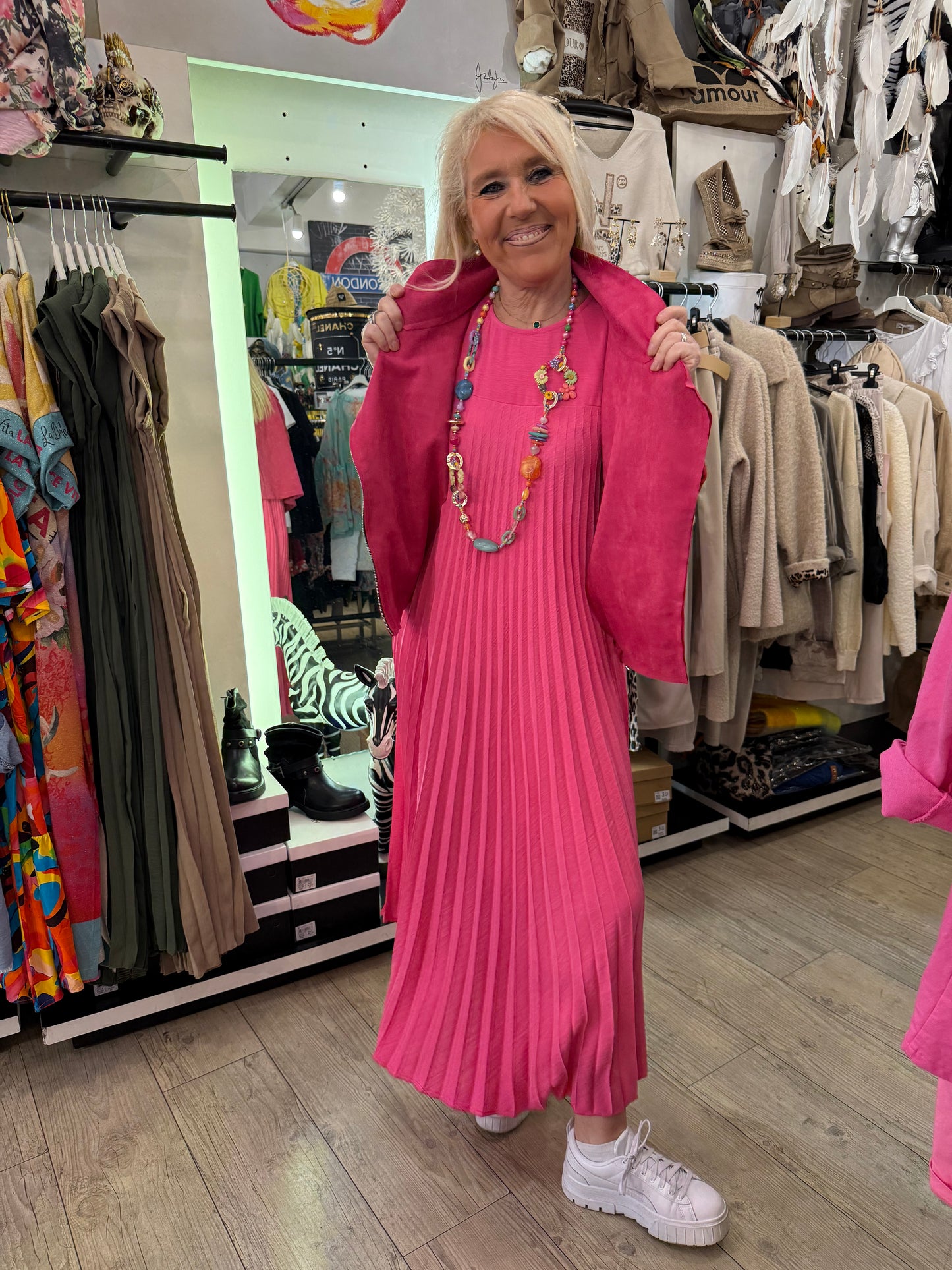 Robe plissée longue fushia