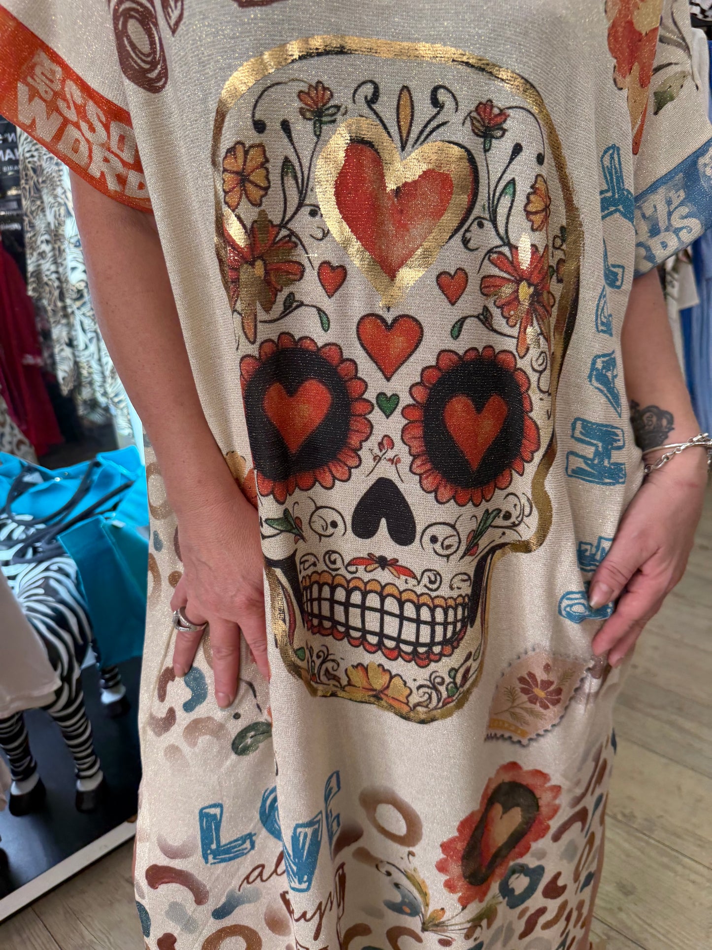 Robe skull