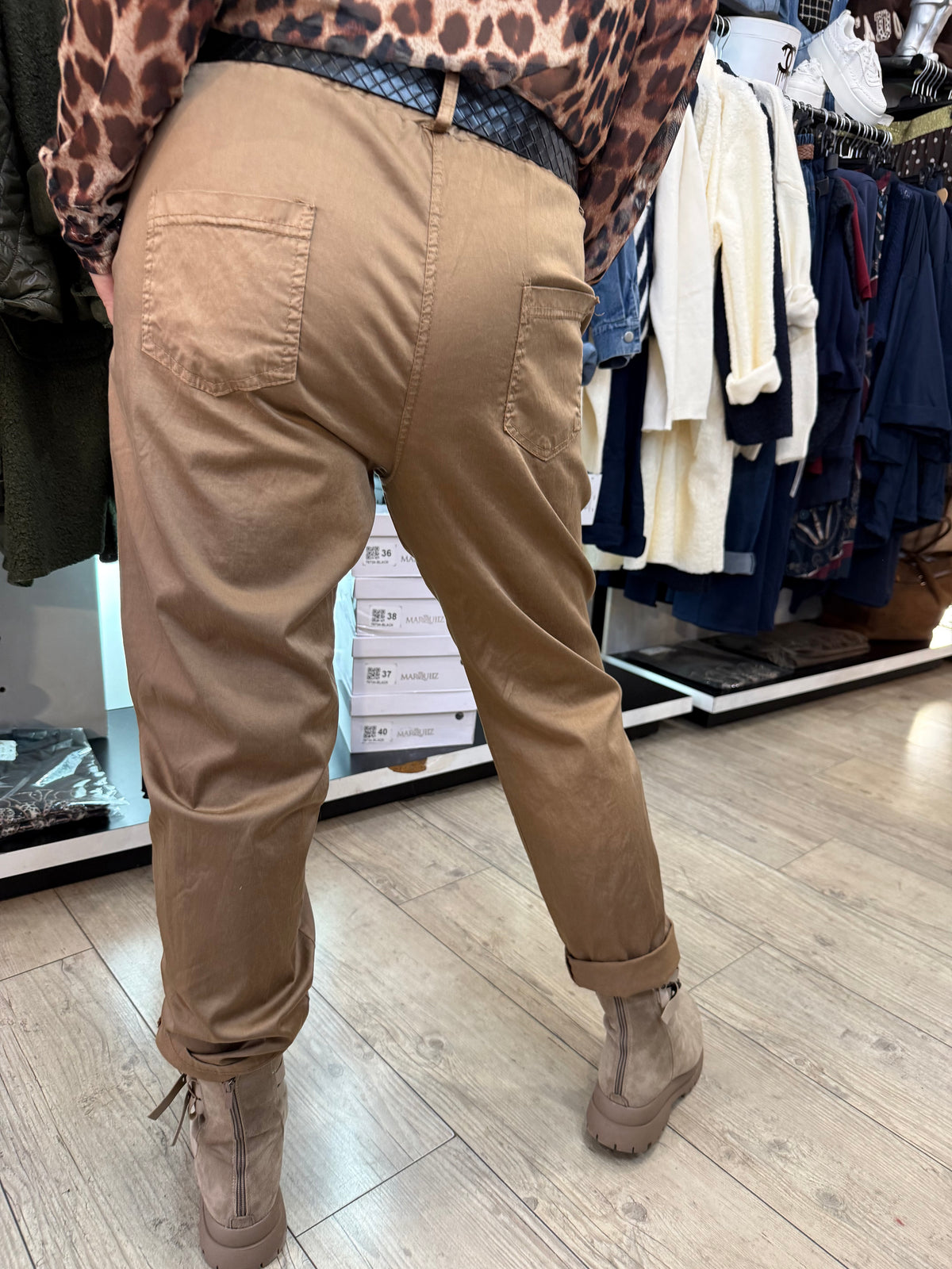 Pantalon chino camel
