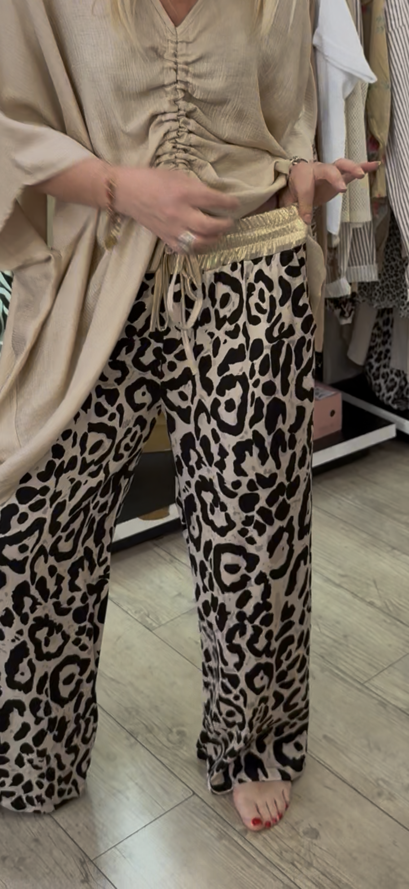 Pantalon Léo ceinture dorée