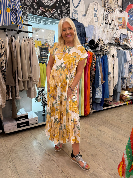 Robe plissée jaune