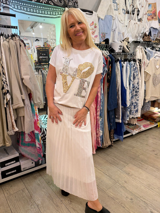 T shirt love