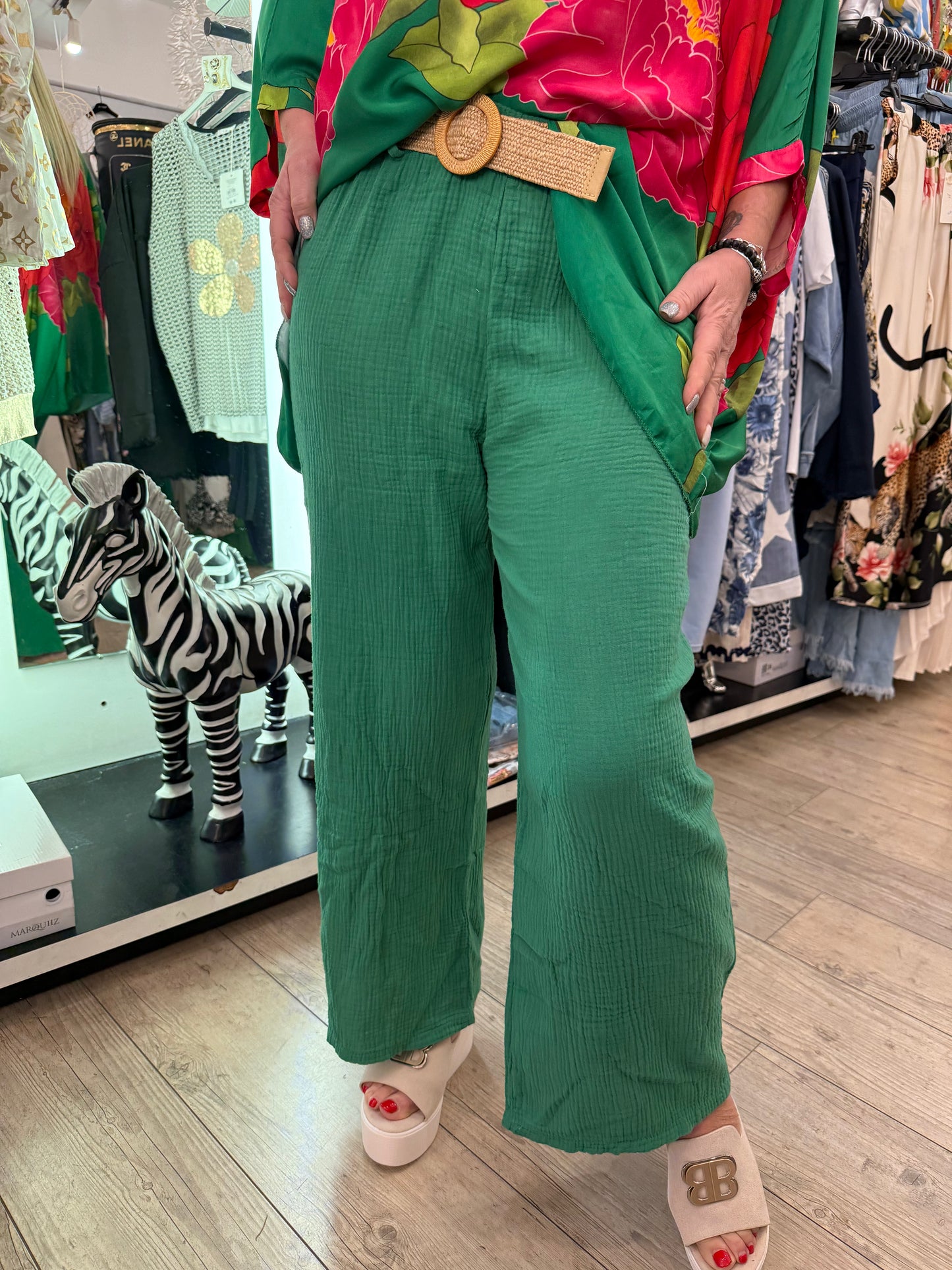 Pantalon gaz de coton vert