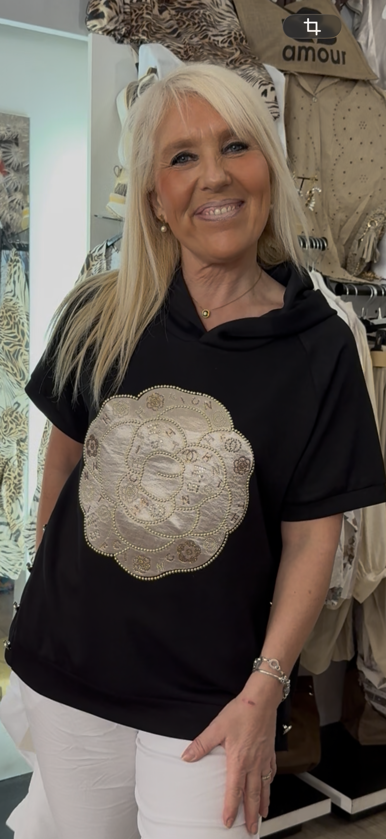 T shirt 5 capuche noir