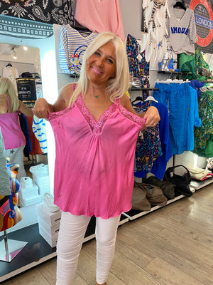 Top dentelle rose gde taille